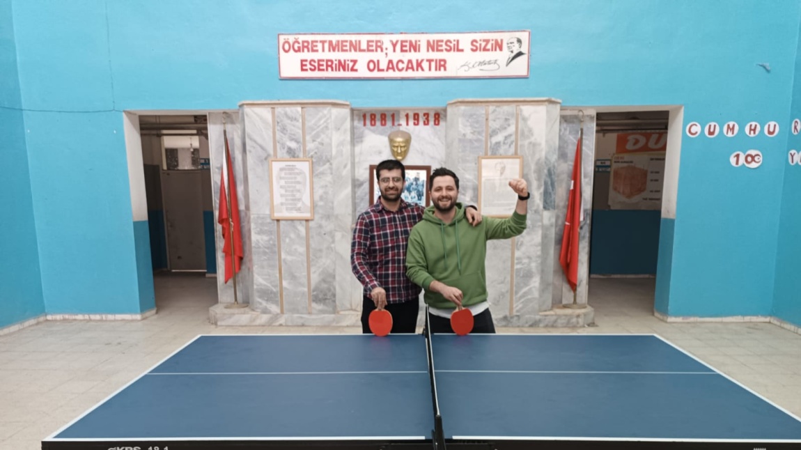 Okulumuzda Öğretmenler Arası Masa Tenisi Turnuvası